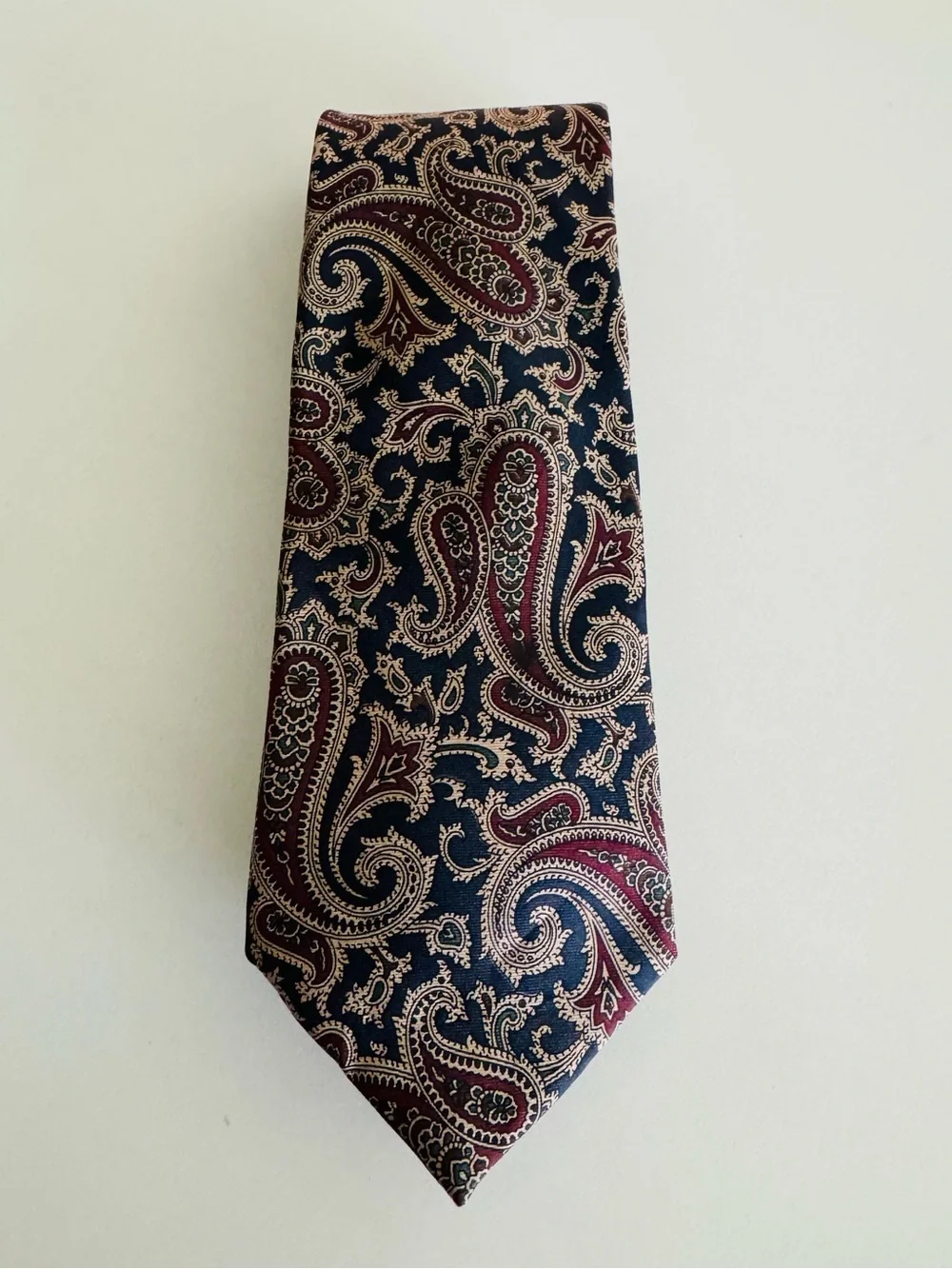 Christian Dior Vintage 100% Silk Navy Burgundy Paisley Classic Men’s Necktie